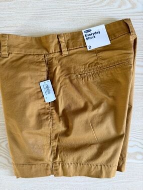 Old Navy Shorts in Mustard Brown